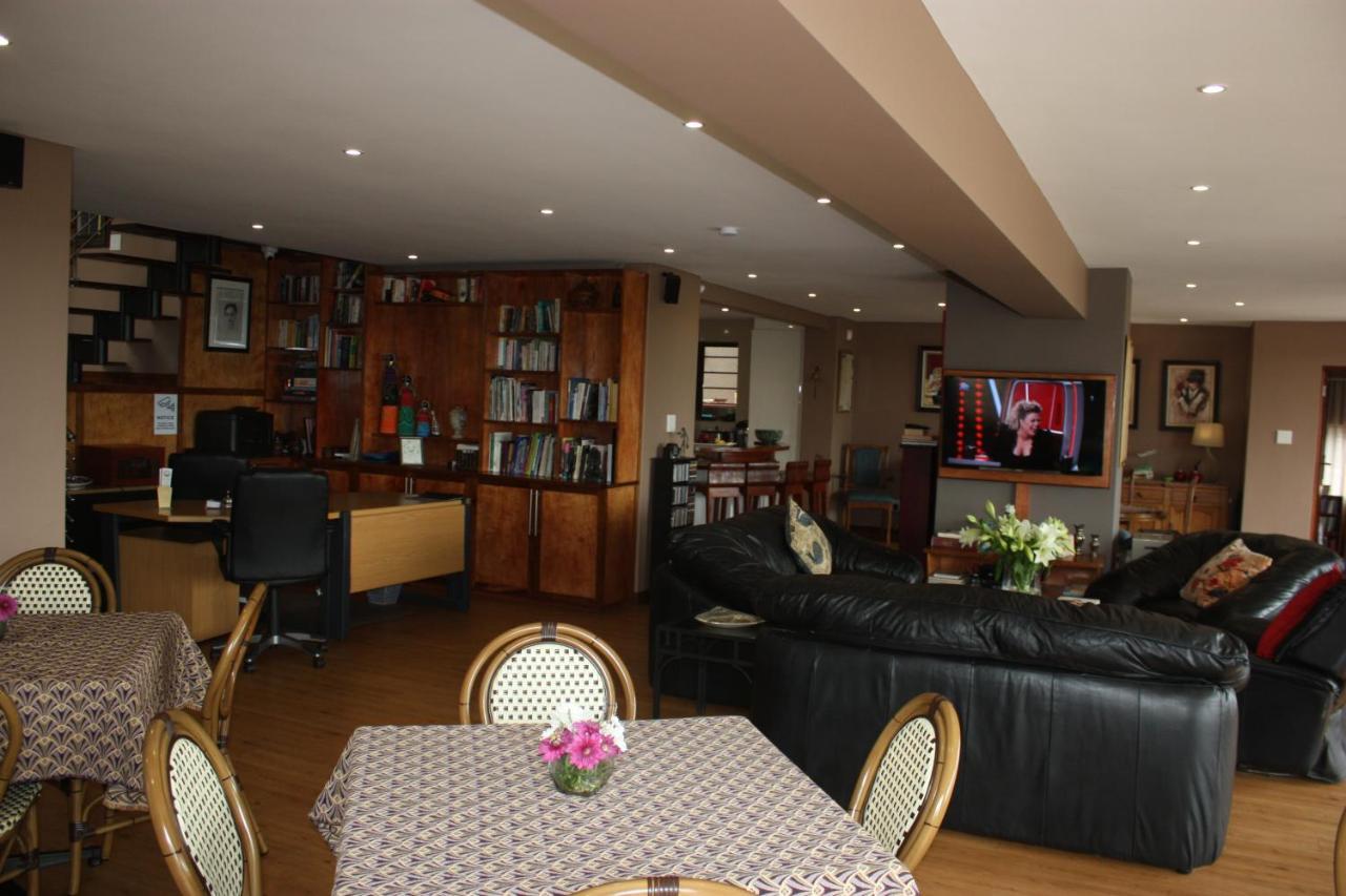 Over The Moon Guesthouse Johannesburg Zewnętrze zdjęcie