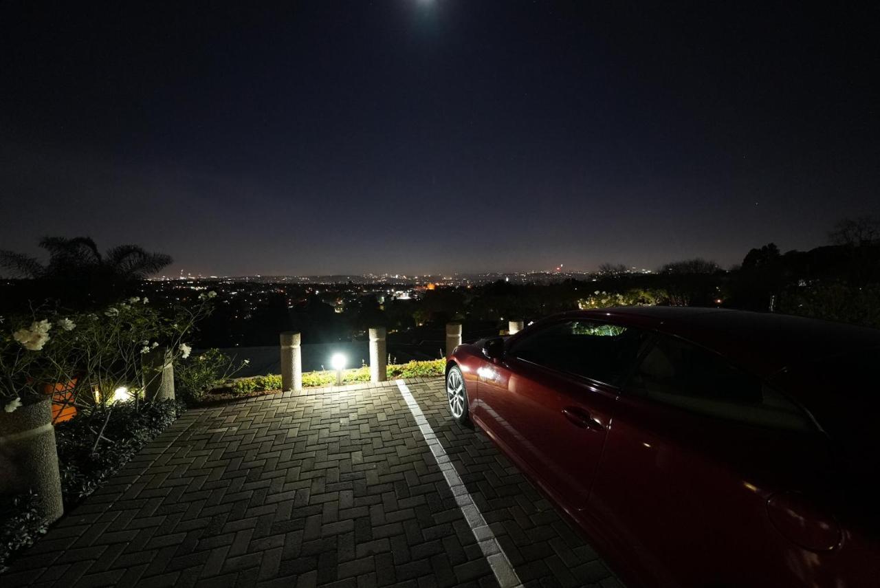 Over The Moon Guesthouse Johannesburg Zewnętrze zdjęcie