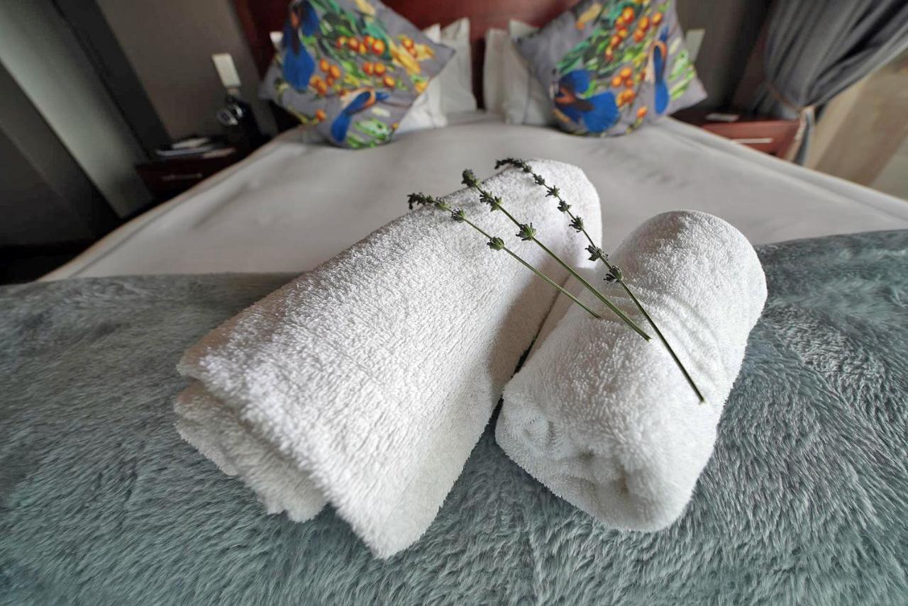 Over The Moon Guesthouse Johannesburg Zewnętrze zdjęcie